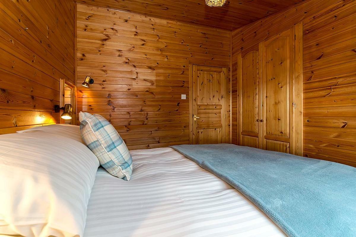Lunga House Beach Lodges Craobh Haven Exterior foto
